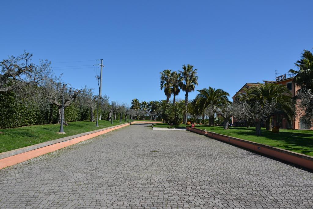 Villa Luigi Hotel & Restaurant Nuova Gestione Villa Rosa Di Martinsicuro Eksteriør billede