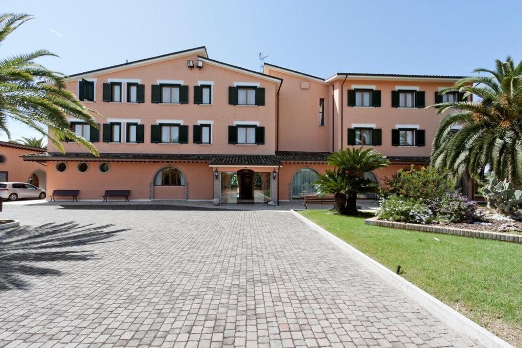 Villa Luigi Hotel & Restaurant Nuova Gestione Villa Rosa Di Martinsicuro Eksteriør billede