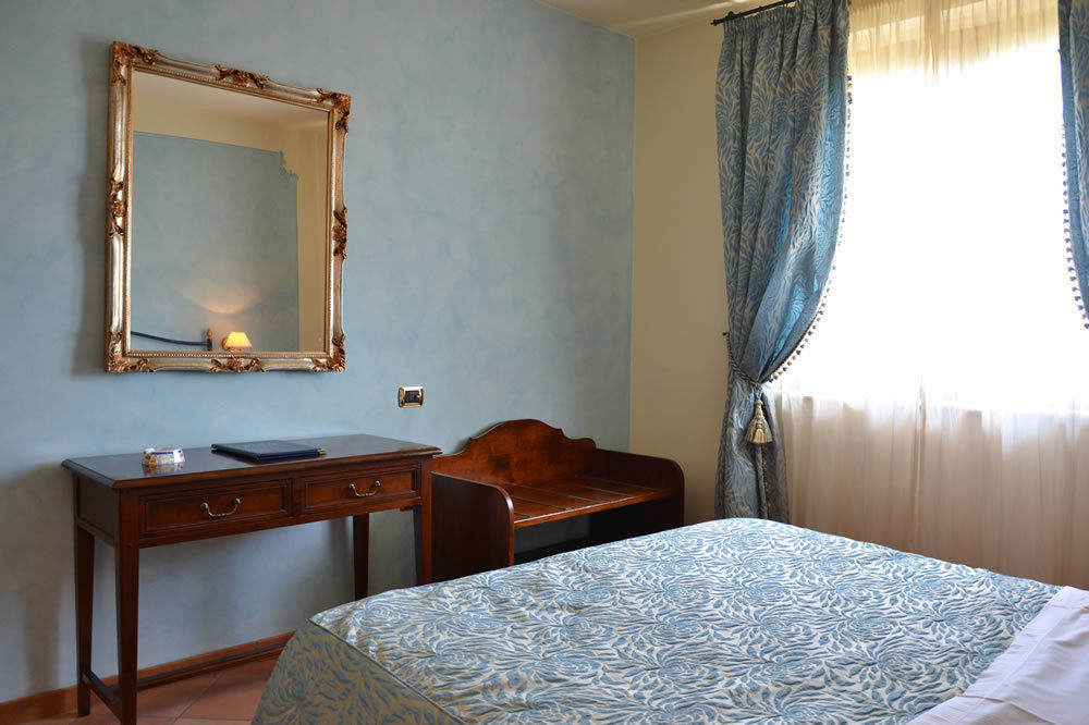 Villa Luigi Hotel & Restaurant Nuova Gestione Villa Rosa Di Martinsicuro Eksteriør billede
