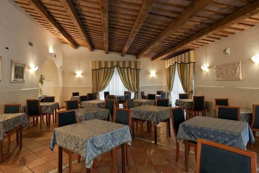 Villa Luigi Hotel & Restaurant Nuova Gestione Villa Rosa Di Martinsicuro Eksteriør billede