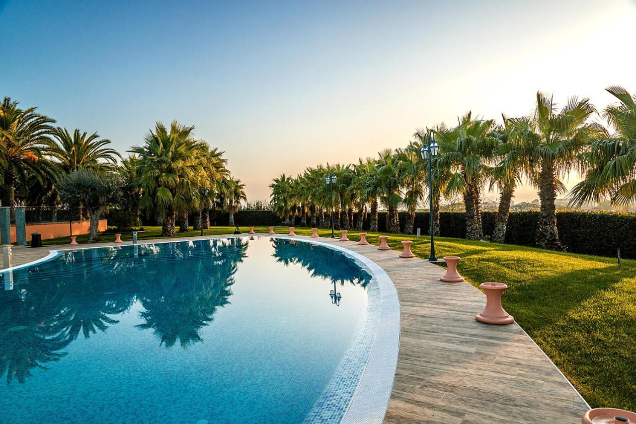 Villa Luigi Hotel & Restaurant Nuova Gestione Villa Rosa Di Martinsicuro Eksteriør billede