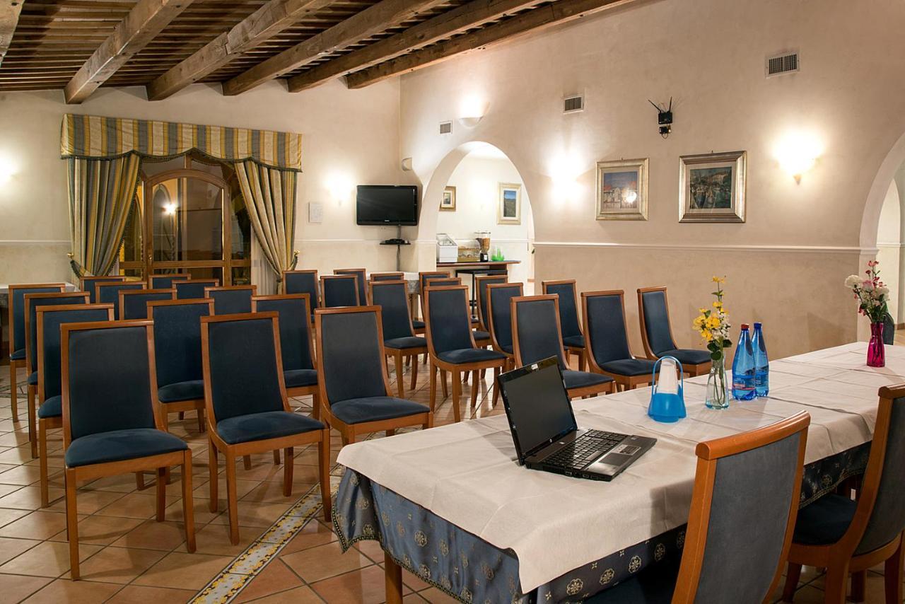 Villa Luigi Hotel & Restaurant Nuova Gestione Villa Rosa Di Martinsicuro Eksteriør billede